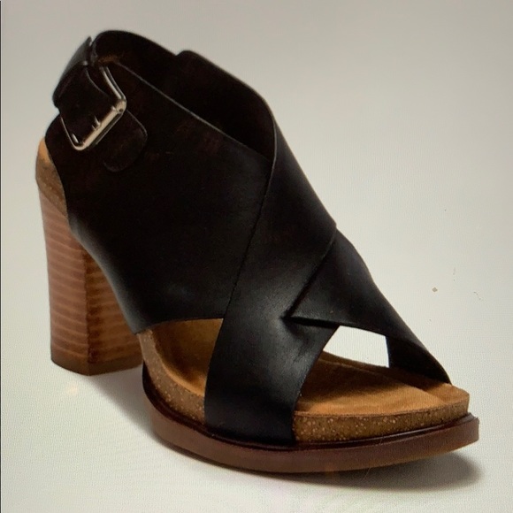 sofft reston sandal